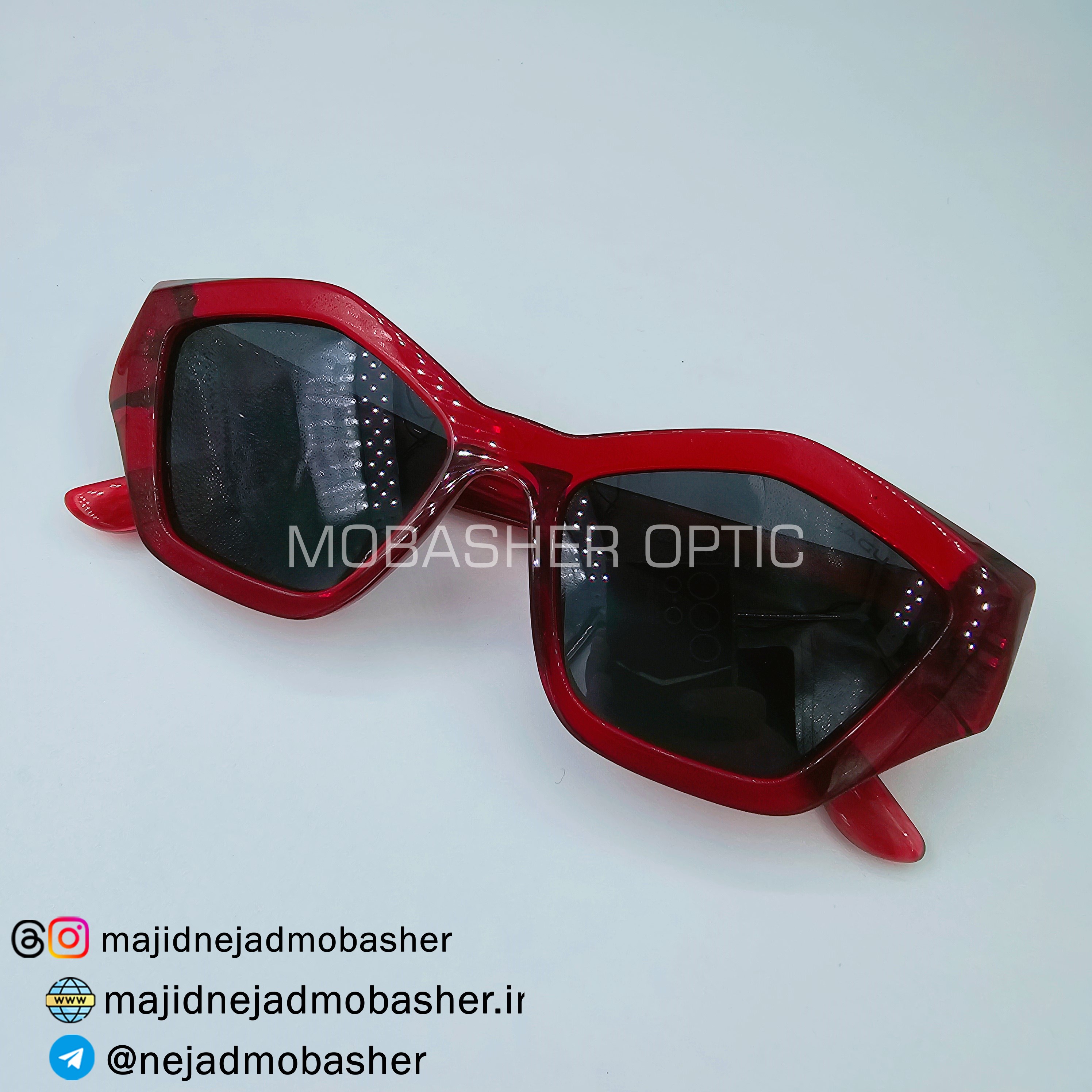 عینک آفتابی زنانه مارک جکوار